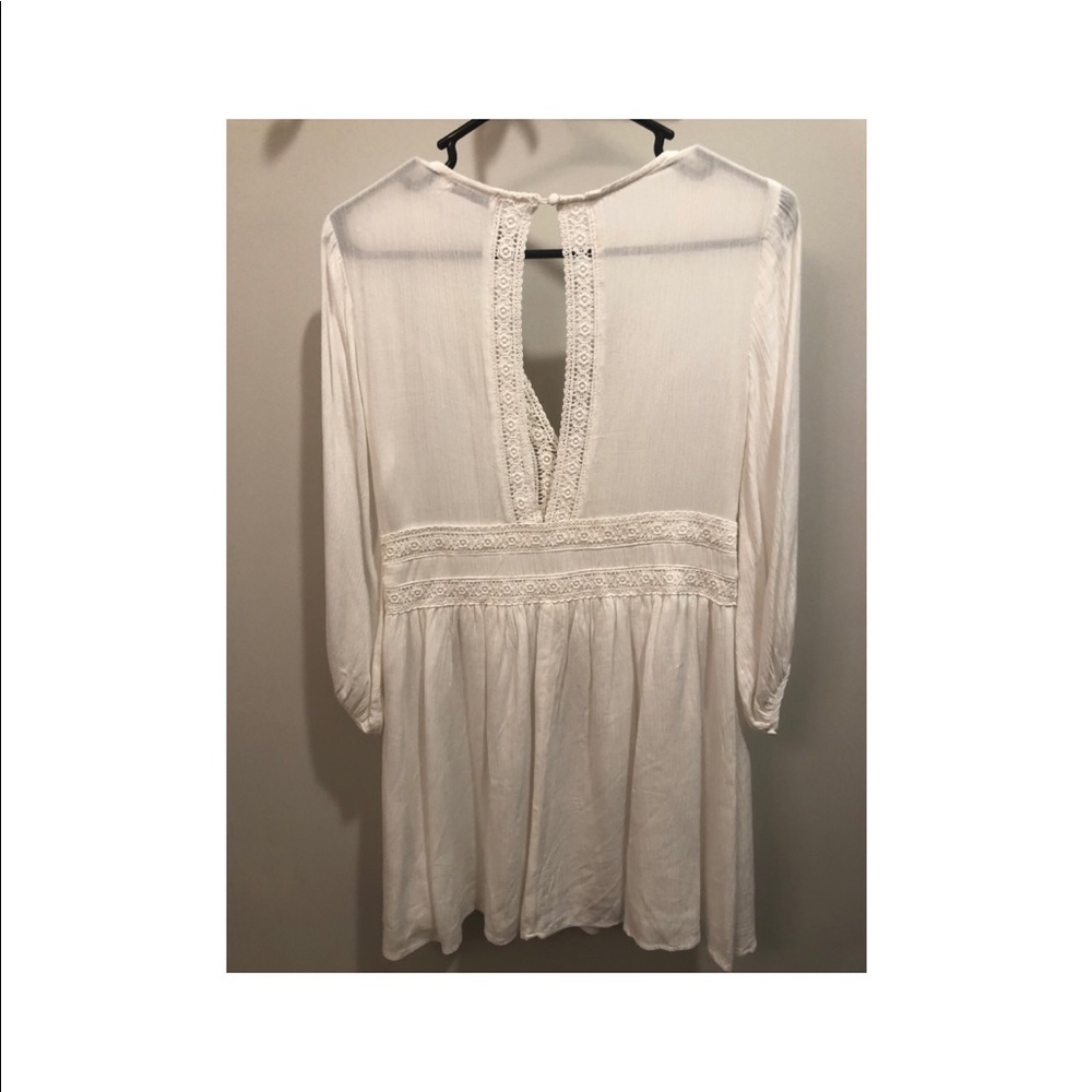 White lace dress